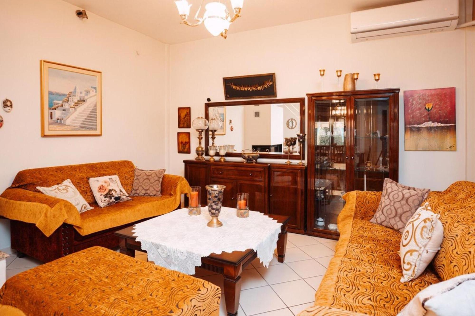 Sylvi Maisonette Volos Holiday home *